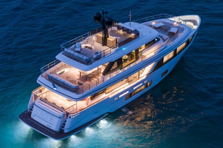yacht-charter-rental-m-y-rare-gem