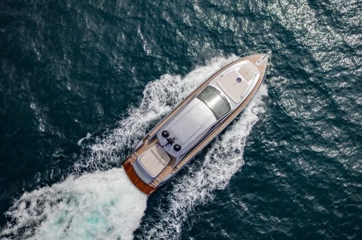 location-yacht-m-y-saints
