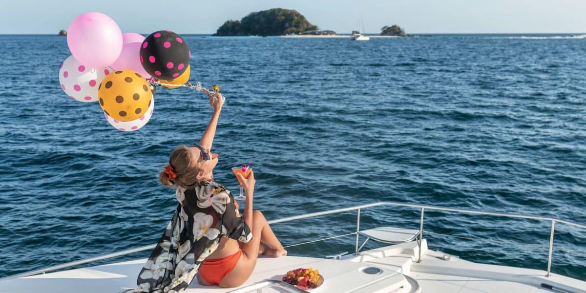 pourquoi-choisir-un-yacht-pour-vos-vacances-de-luxe-en-famille