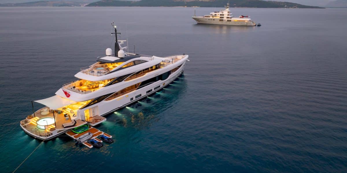 mieux-vaut-il-acheter-ou-louer-un-yacht-de-luxe