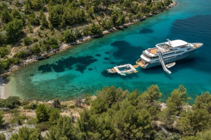 yacht-charter-rental-m-y-agape_rose