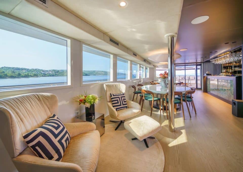 yacht-charter-rental-m-y-agape_rose