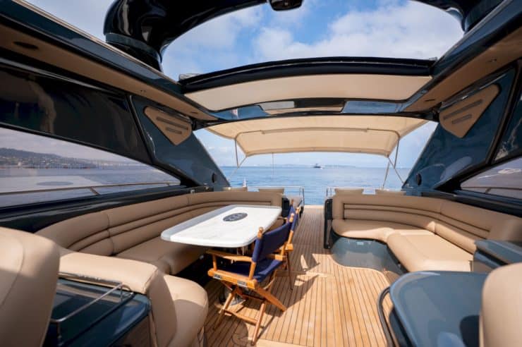 yacht-charter-rental-m-y-pura_vida