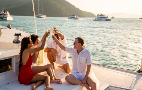 Catamaran charter for a cruise in the Mediterranean Sea | Arthaud Yachting Location d’un catamaran pour une croisière en Méditerranée