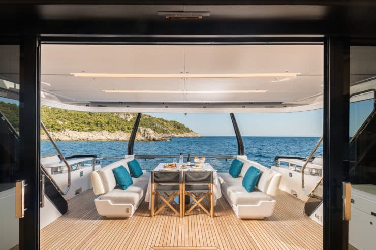 yacht-charter-m-y-nailu