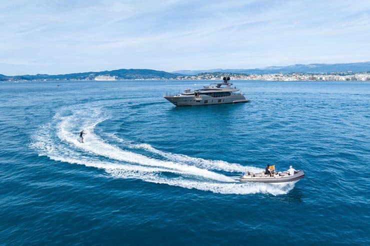 yacht-charter-m-y-the-palm