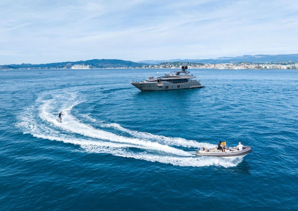 yacht-charter-m-y-the-palm