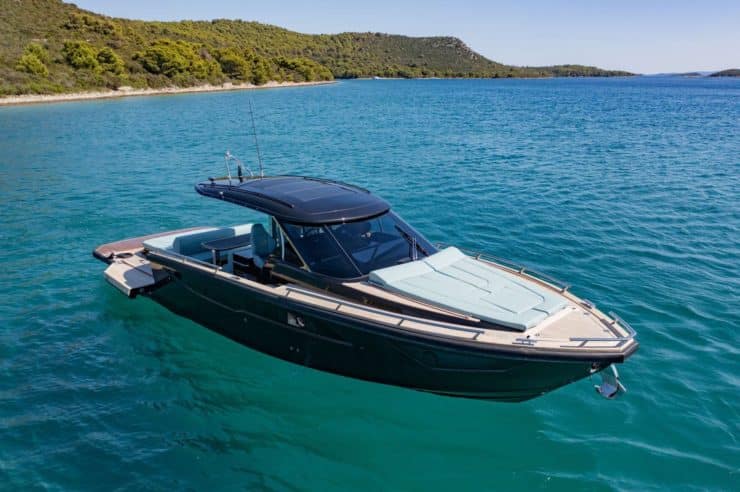 location-yacht-journee-m-y-Focus-Forza-37