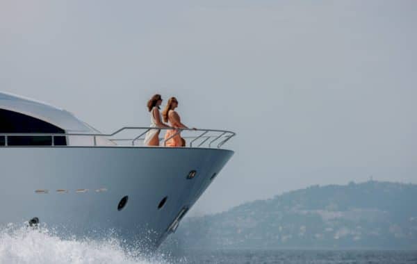 Location charter M/Y MILLESIME | Location d'un yacht sur la Côte d'Azur