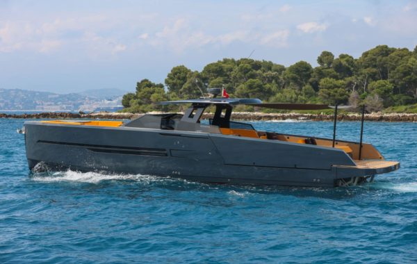 Yachts de luxe à vendre | Arthaud Yachting