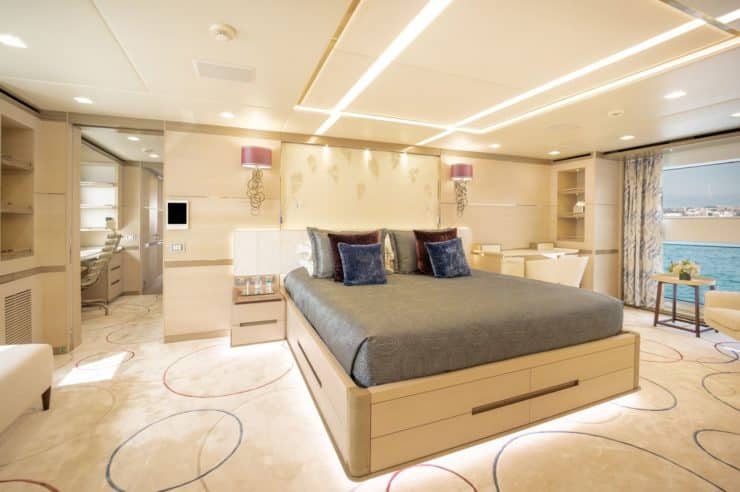 Yacht-charter-M-Y-CHARADE