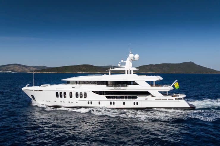 Yacht-charter-M-Y-FORTUNA