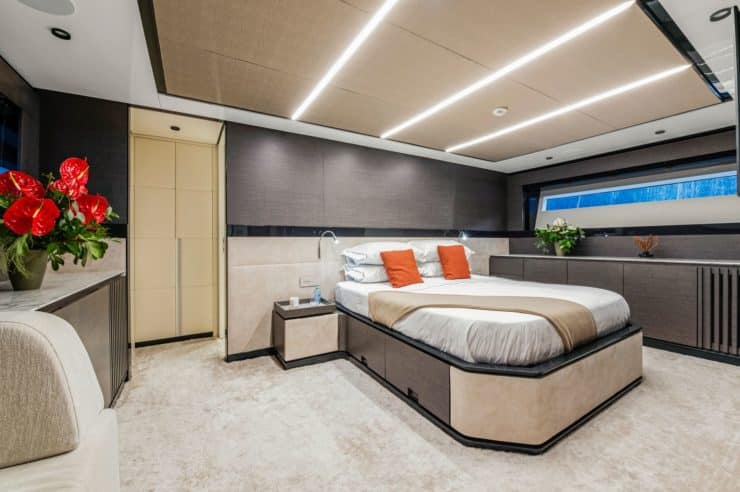 Yacht-charter-M-Y-MARTITA