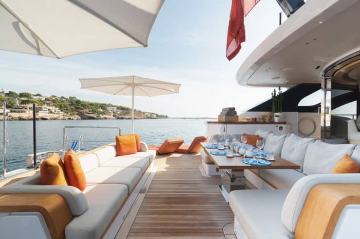 Yacht-charter-M-Y-MAVERICK