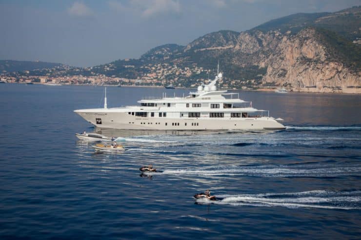 Yacht-charter-M-Y-PLAN-B