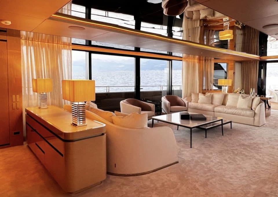 Yacht-charter-M-Y-RAPH-SEVEN