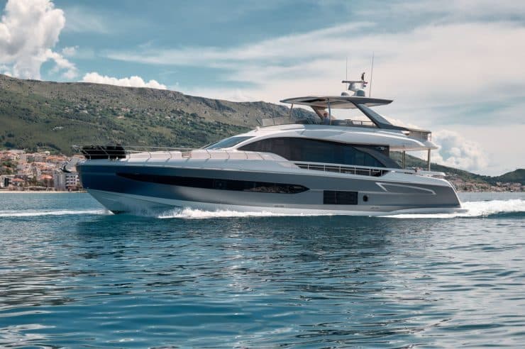 Yacht-charter-M-Y-VIVA