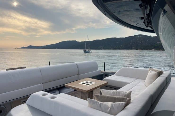 yacht-charter-M-Y-GET-LOST