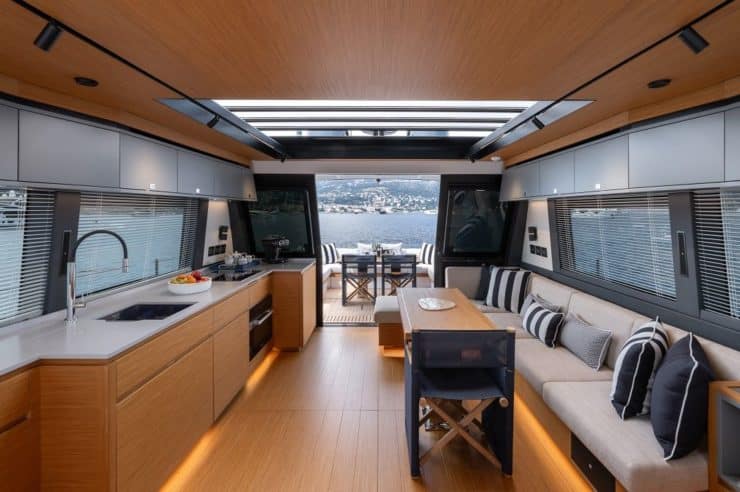 yacht-charter-M-Y-GET-LOST