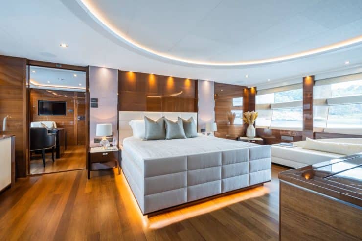 yacht-charter-M-Y-LE-VERSEAU