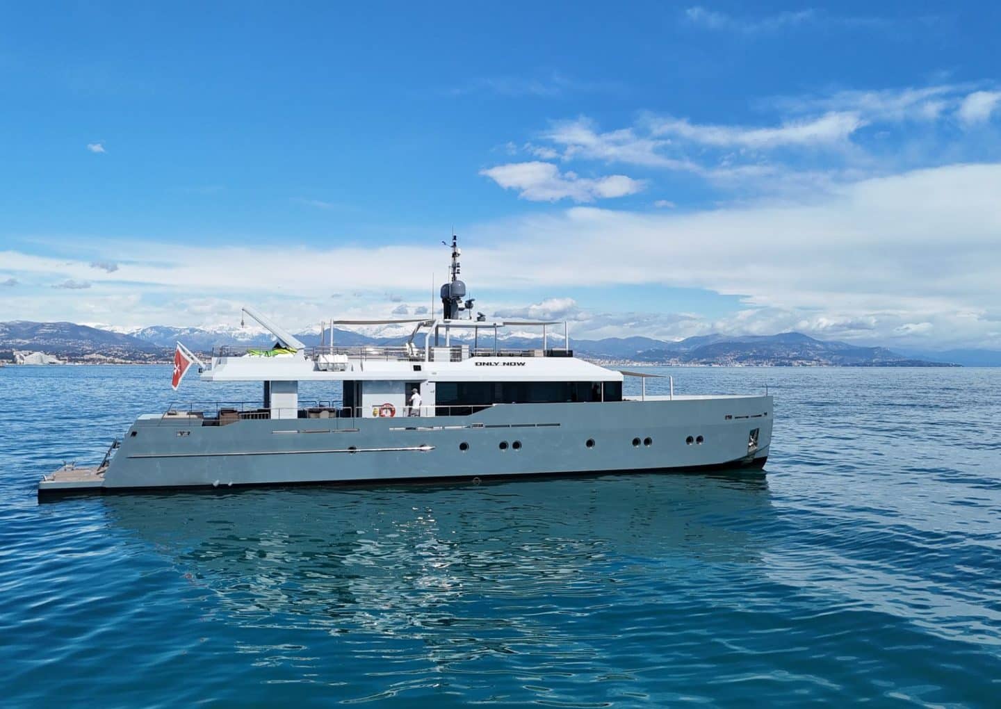 M/Y ONLY NOW | Arthaud Yachting yacht-charter-M-Y-ONLY-NOW