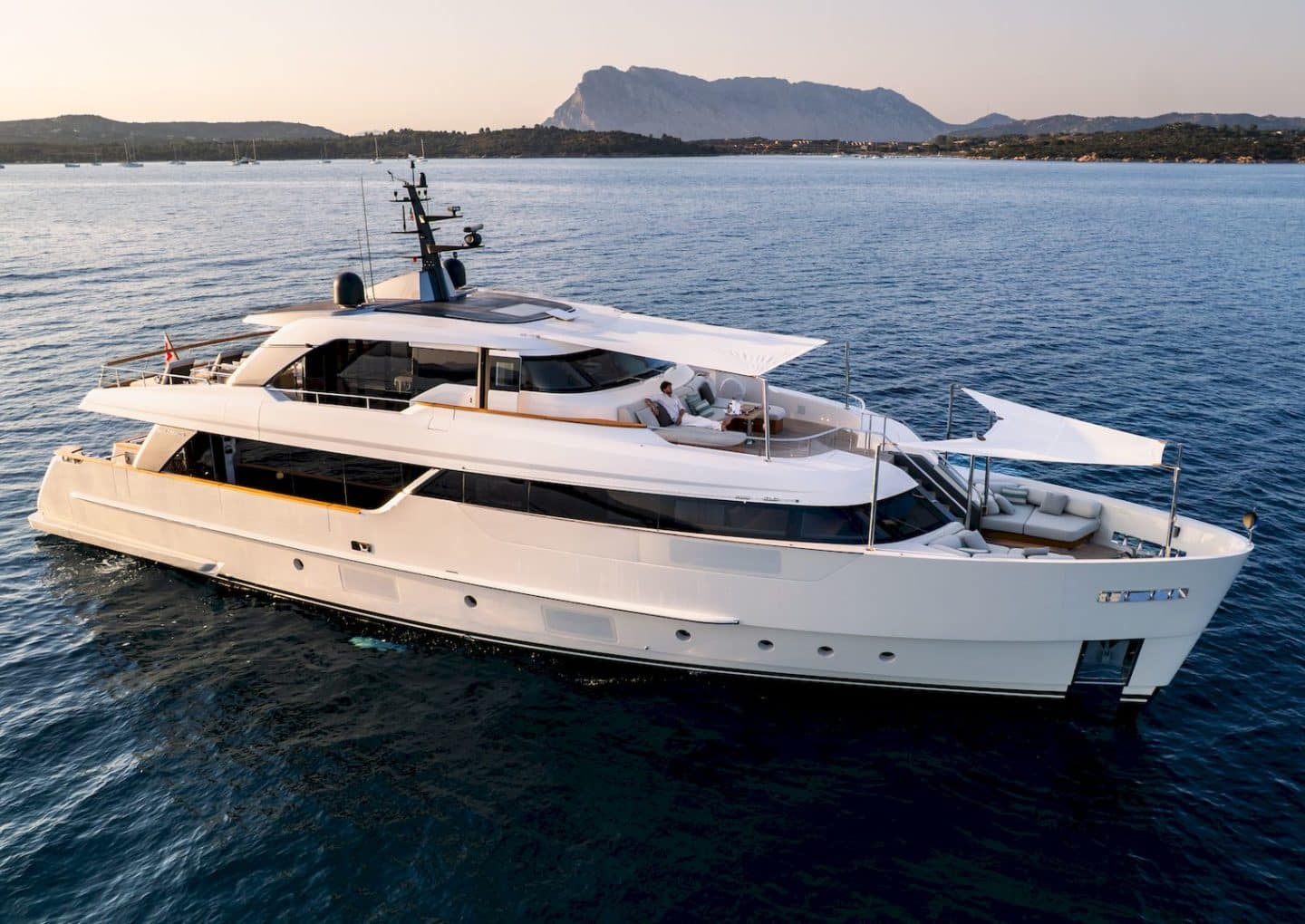 M/Y ADELA | Arthaud Yachting yacht-charter-m-y-adela