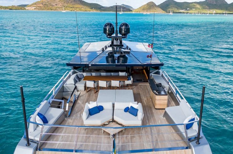 yacht-charter-m-y-bad-mutha