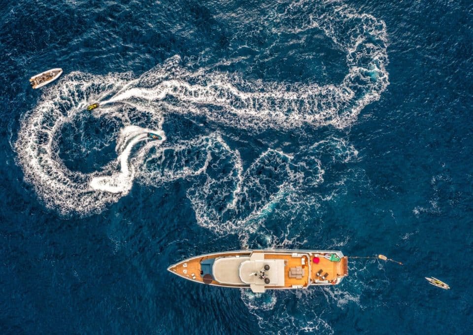 yacht-charter-m-y-caladan