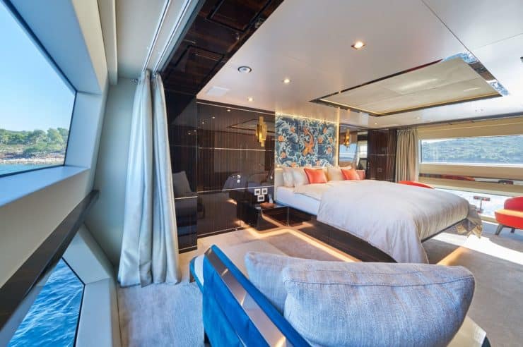 yacht-charter-m-y-happy-me