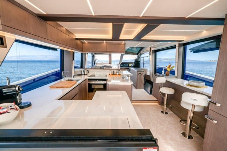 yacht-charter-m-y-mastermind