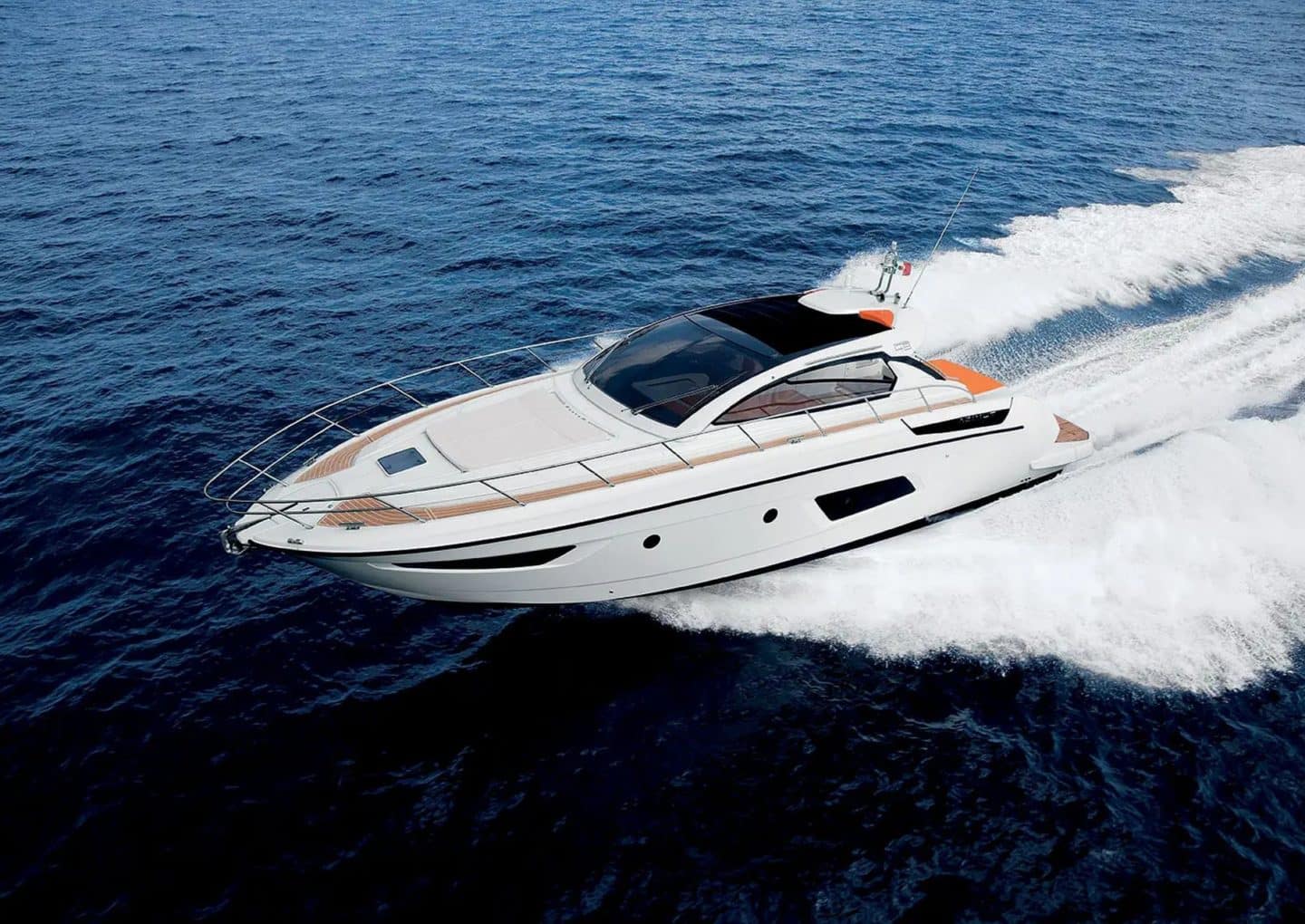 M/Y AZIMUT ATLANTIS 48 | Arthaud Yachting day-charter-yacht-rental-my-azimut-atlantis-48