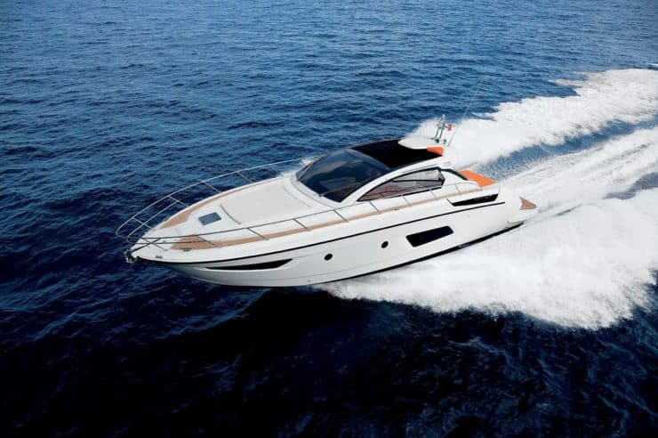 day-charter-yacht-rental-my-azimut-atlantis-48