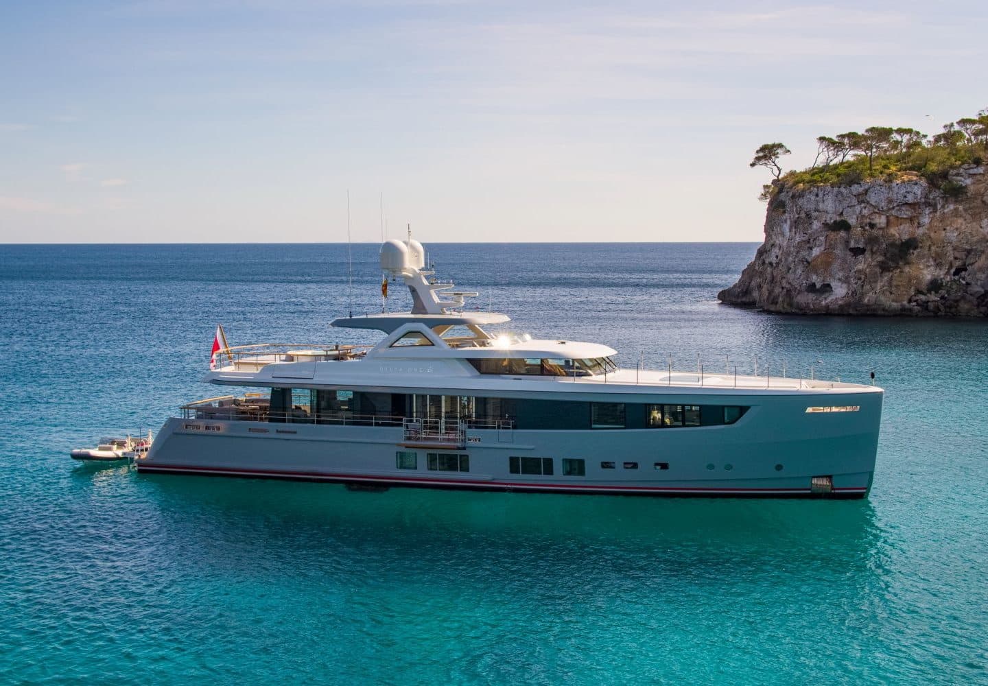 M/Y DELTA ONE | Arthaud Yachting yacht-charter-m-y-delta-one