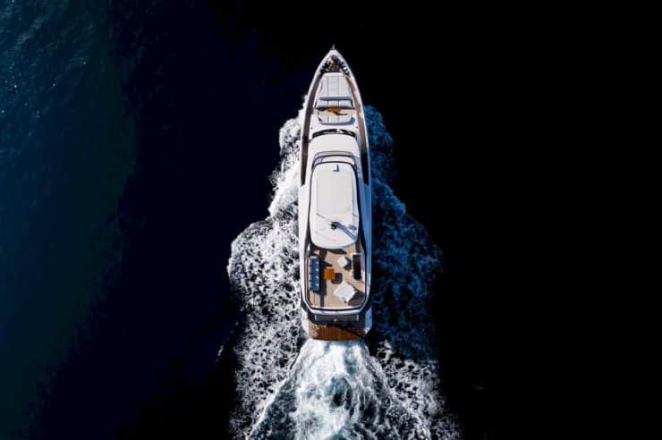yacht-charter-m-y-gateway