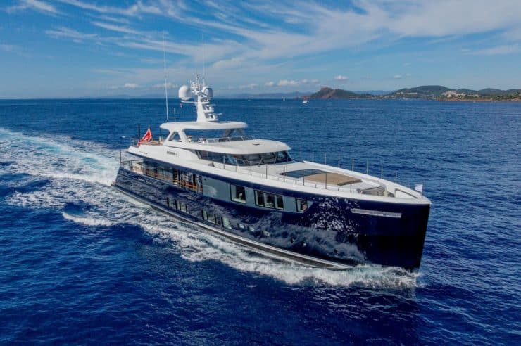 yacht-charter-m-y-josephine-1