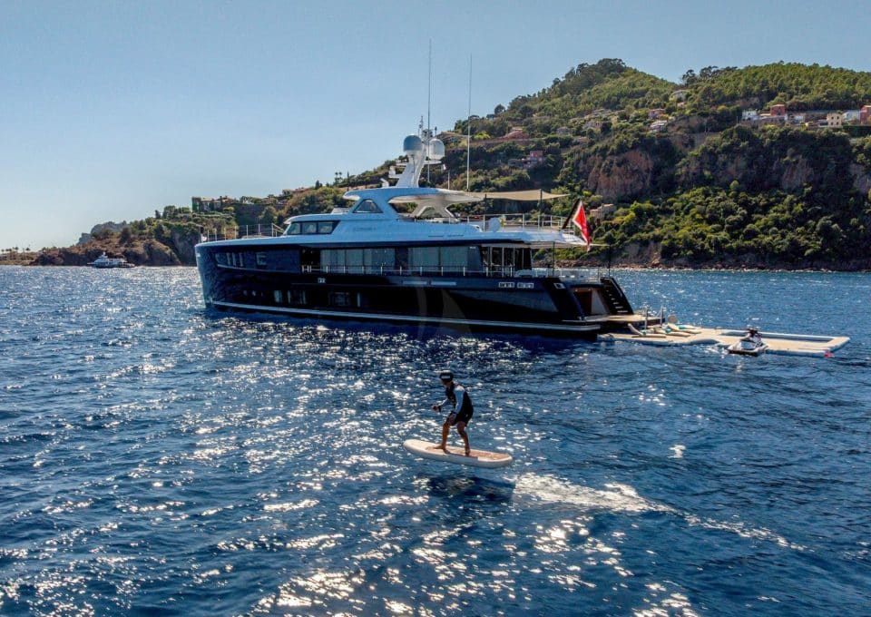 yacht-charter-m-y-josephine-1