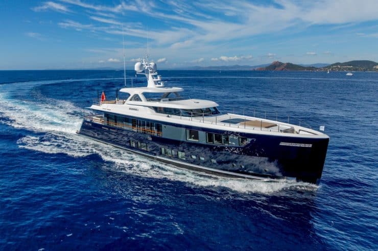 yacht-charter-m-y-josephine-1