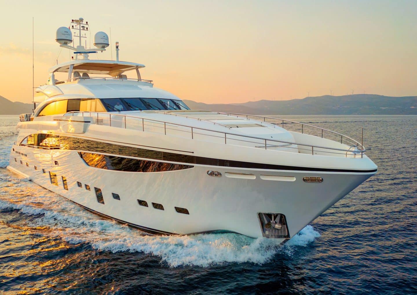 M/Y MIRAGE IV | Arthaud Yachting yacht-charter-m-y-mirage- IV