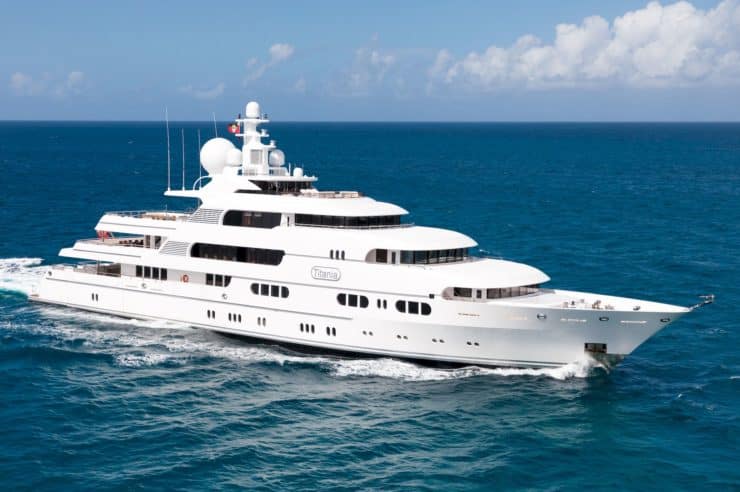 yacht-charter-m-y-titania