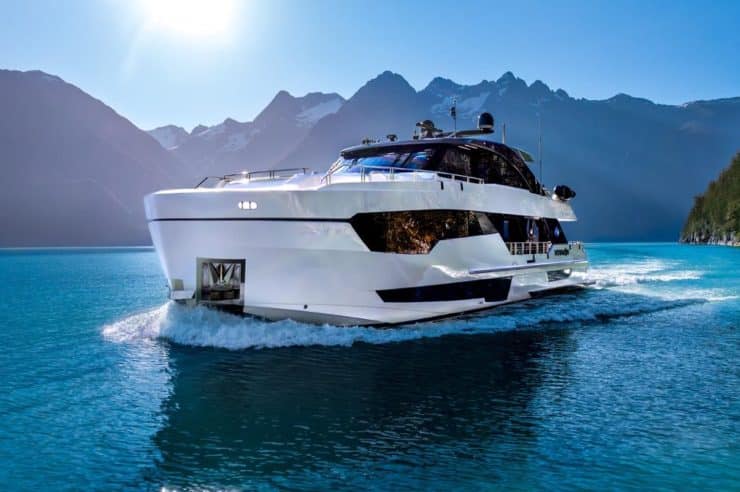 yacht-charter-m-y-voyager