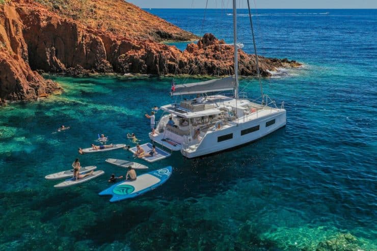 Day-charter-rental-maxi-catamaran-s-y-aventura-3
