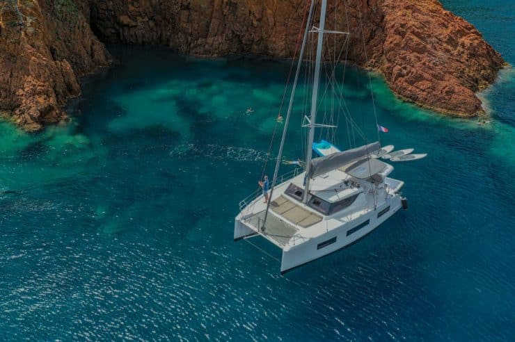 location-journée-maxi-catamaran-s-y-Aventura-3