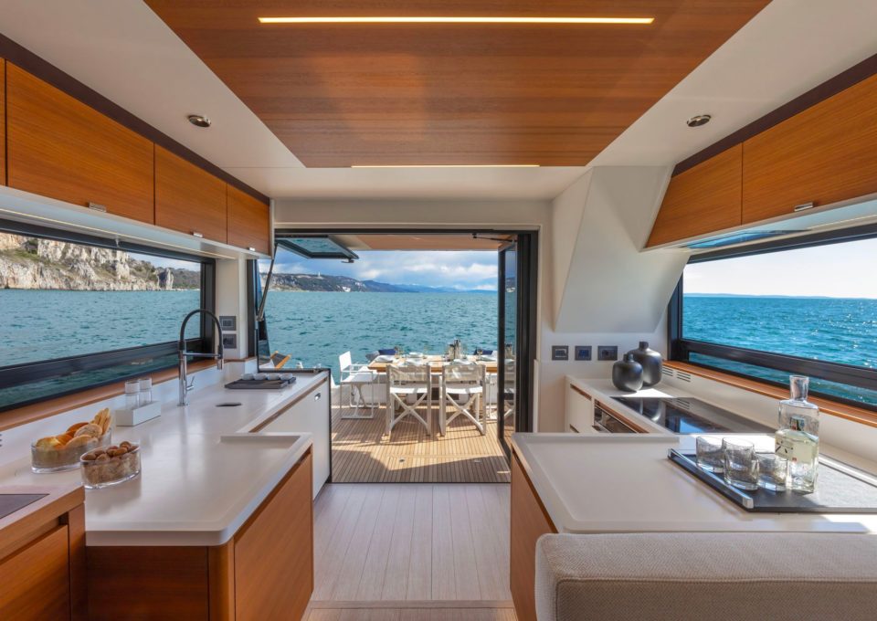 day-charter-yacht-rental-m-y- pardo-endurance-60