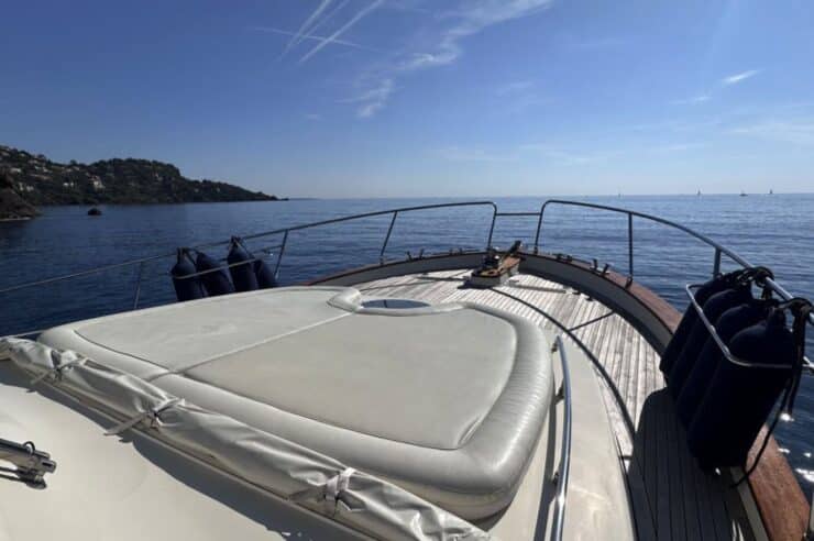 day-charter-yacht-rental-m-y-abati-46-newport