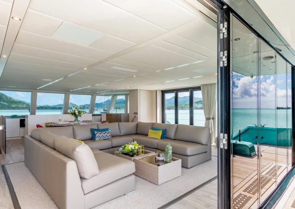 yacht-charter-catamaran-orca