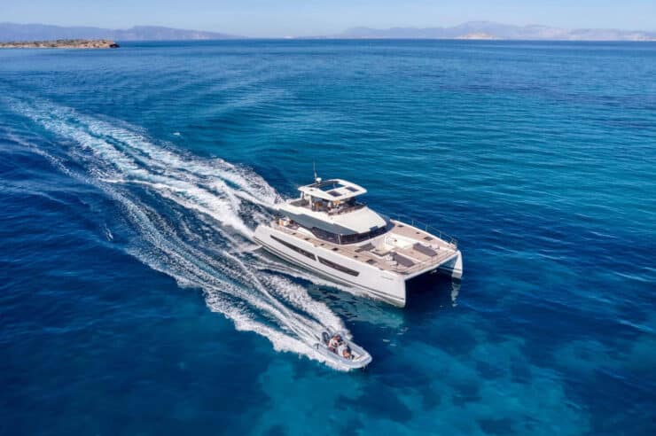 yacht-charter-m-y-cristal-mio