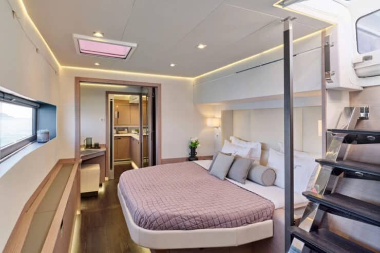 yacht-charter-m-y-cristal-mio