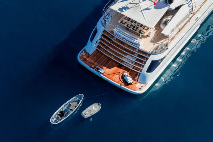 yacht-charter-m-y-goldfinger