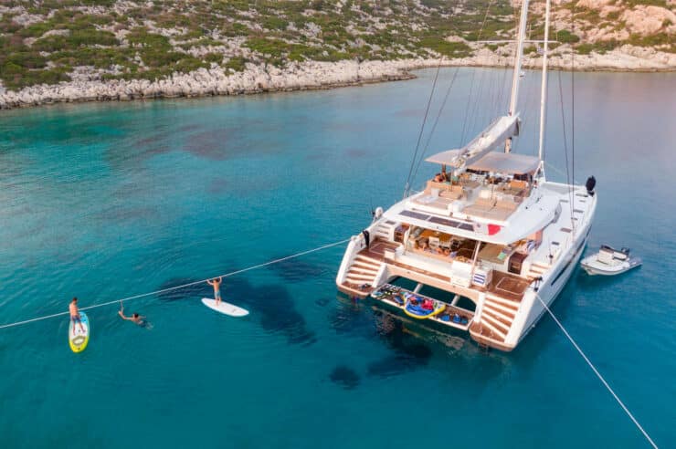 yacht-charter-s-y-serenissima