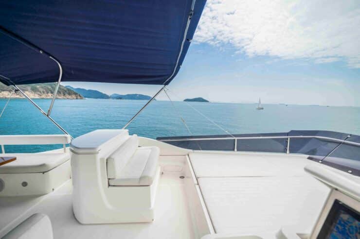 location-journée-yacht-m-y-Ferretti-650